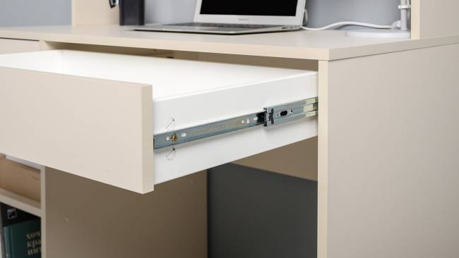 Стол компьютерный Комфорт 12.77F цвет сатин Стол компьютерный Комфорт 12.77F цвет сатин