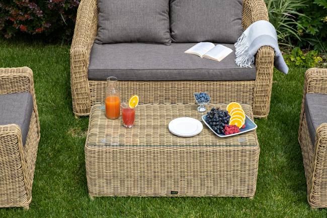 "Кон Панна" столик журнальный из искусственного ротанга, цвет соломенный "Кон Панна" столик журнальный из искусственного ротанга, цвет соломенный