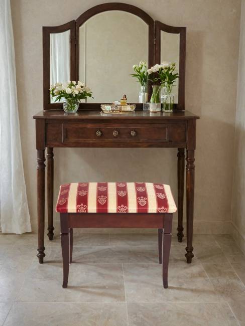 Банкетка Ретро М с ящиком средне-коричневый, ткань полоса бордо