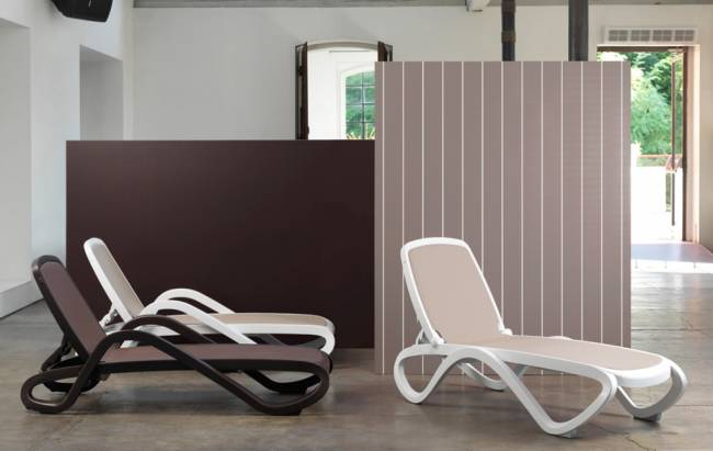 Шезлонг-лежак пластиковый Tropico белый 1700-1945х690х910 мм Шезлонг-лежак пластиковый Tropico белый 1700-1945х690х910 мм