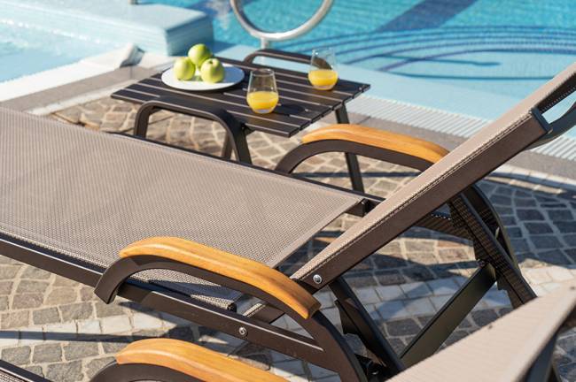 Шезлонг-лежак металлический Design 1970х710х400 мм Шезлонг-лежак металлический Design 1970х710х400 мм