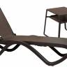 Шезлонг-лежак пластиковый со столиком Omega Pop кофе Шезлонг-лежак пластиковый со столиком Omega Pop кофе